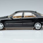Mercedes S-Class W220 S600 Limitierte Auflage Norev 1:18 183811 Metall - image 5 of 8