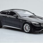 Mercedes AMG S63 C217 Coupe Schwarz GT Spirit 1:18 - image 4 of 6