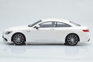 Mercedes AMG S63 C217 Coupe Weiss GT Spirit 1:18 B66960372 Resin – Bild 3 von 6