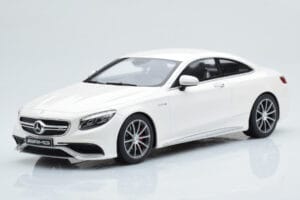 Mercedes AMG S63 C217 Coupe Weiss GT Spirit 1:18