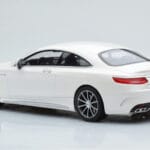 Mercedes AMG S63 C217 Coupe Weiss GT Spirit 1:18 - image 5 of 6