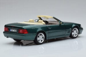 Mercedes SL500 R129 Grün Metallic Norev 1:18 183753 Metall – Bild 4 von 8