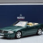 Mercedes SL500 R129 Grün Metallic Norev 1:18 183753 Metall - image 8 of 8