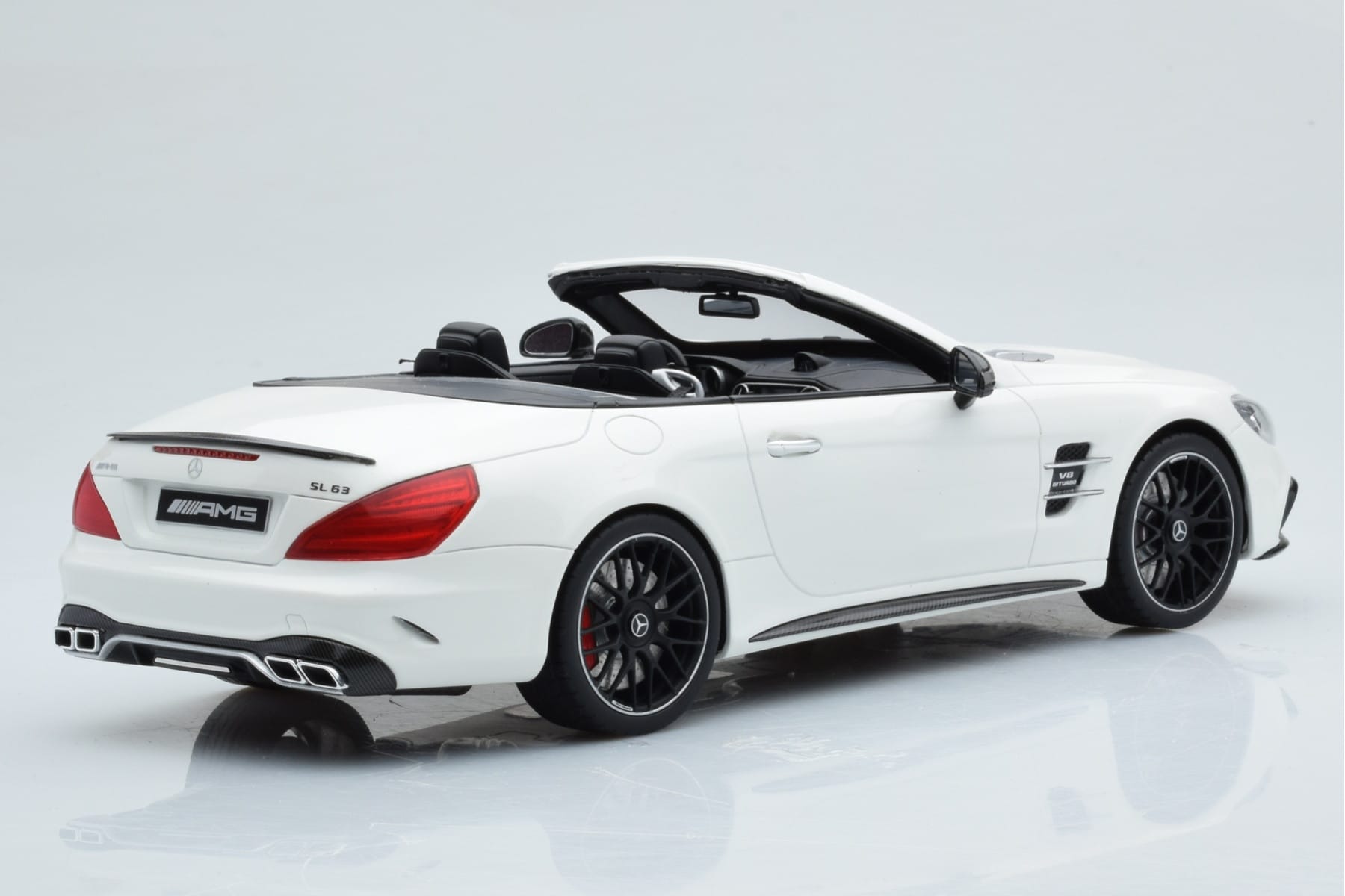 Mercedes AMG SL63 R231 Weiss GT Spirit 1:18 B66965708 Resin – Bild 2 von 6
