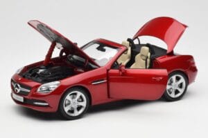 Mercedes SLK R172 Designo Zirkon Rot Minichamps 1:18 B66960513 Metall – Bild 2 von 8