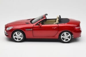 Mercedes SLK R172 Designo Zirkon Rot Minichamps 1:18 B66960513 Metall – Bild 4 von 8