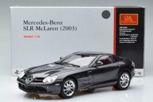 Mercedes SLR McLaren Schwarz CMC 1:18 M-045F Metall – Bild 10 von 10