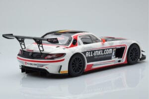 Mercedes SLS AMG GT3 Munnich Motorsport #38 M. Basseng / M. Winkelhock Champions FIA GT1 World Championship 2012 Minichamps 1 – Bild 2 von 6