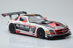 Mercedes SLS AMG GT3 Munnich Motorsport #38 M. Basseng / M. Winkelhock Champions FIA GT1 World Championship 2012 Minichamps 1 – Bild 4 von 6