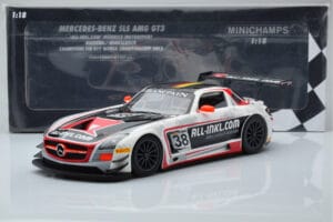 Mercedes SLS AMG GT3 Munnich Motorsport #38 M. Basseng / M. Winkelhock Champions FIA GT1 World Championship 2012 Minichamps 1 – Bild 6 von 6