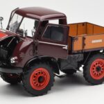 Mercedes Unimog 401 With Westfalia Cabin Schuco 1:18 - image 2 of 8