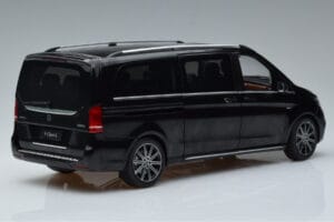 Mercedes V-Class W447 V260L Schwarz OEM 1:18 QALCN89911150 Metall – Bild 3 von 8