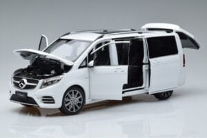 Mercedes V-Class W447 V260L Weiss OEM 1:18 QALCN89911149 Metall – Bild 2 von 8