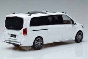 Mercedes V-Class W447 V260L Weiss OEM 1:18 QALCN89911149 Metall – Bild 3 von 8