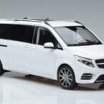 Mercedes V-Class W447 V260L Weiss Mercedes 1:18 QALCN89911149 Metall - image 6 of 8