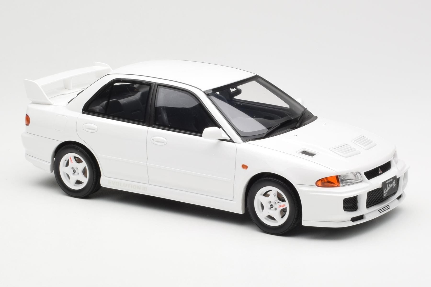 Mitsubishi Lancer Evo III Scotia Weiss Otto 1:18 OT1065 Resin – Bild 4 von 6