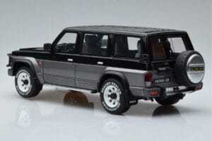 Nissan Patrol GR Y60 Grau Otto 1:18 OT993 Resin – Bild 5 von 6