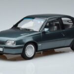 Opel Kadett E GSi Blau Metallic Norev 1:18 183614 Metall