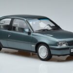 Opel Kadett E GSi Blau Metallic Norev 1:18 183614 Metall - image 4 of 6