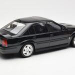 Opel Omega A Lotus Imperial Dark Grün Metallic Otto 1:18 - image 2 of 6