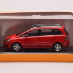 Opel Zafira B OPC Rot Minichamps 1:43 - image 4 of 4