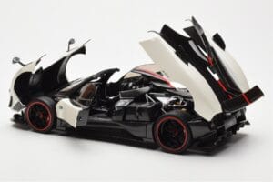 Pagani Zonda Cinque Roadster Weiss Benny Almost Real 1:18 850611001 Metall – Bild 5 von 8