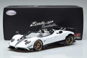 Pagani Zonda HP Barchetta Carbon Fiber Weiss LCD 1:18 LCD18009-WH Metall – Bild 9 von 9