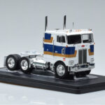 Peterbilt 352 H Weiss IXO 1:43 TR078 - image 4 of 6