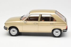 Peugeot 104 GR Beige Metallic Norev 1:18 184904 Metall – Bild 3 von 6