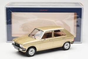 Peugeot 104 GR Beige Metallic Norev 1:18 184904 Metall – Bild 6 von 6