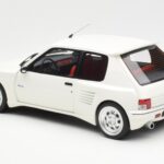 Peugeot 205 Dimma Weiss Otto 1:18 - image 5 of 6