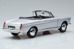 Peugeot 404 Cabriolet Silber Norev 1:18 184835 Metall – Bild 3 von 8