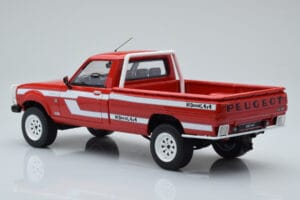 Peugeot 504 Dangel Pickup Rot Otto 1:18 OT436 Resin – Bild 5 von 6
