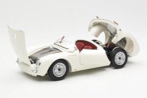 Porsche 550 Spyder 70 Jahre Edition Weiss Schuco 1:18 450033300 Metall – Bild 2 von 8