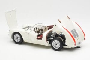 Porsche 550 Spyder 70 Jahre Edition Weiss Schuco 1:18 450033300 Metall – Bild 5 von 8