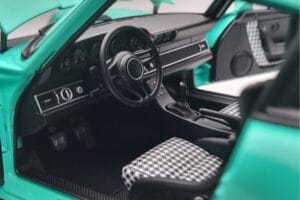 Porsche 911 964 RUF SCR Pearl Mint Grün Almost Real 1:18 880206 Metall – Bild 8 von 10