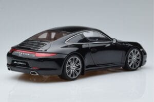 Porsche 911 991 Carrera 4 Black Edition GT Spirit 1:18 GT114 Resin – Bild 2 von 6
