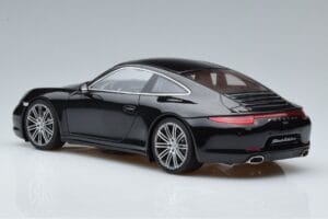 Porsche 911 991 Carrera 4 Black Edition GT Spirit 1:18 GT114 Resin – Bild 5 von 6