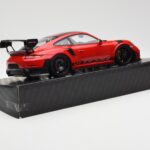 Porsche 911 GT2 RS 991 MR Manthey Racing Nordschleife Rekord Minichamps 1:18 - image 3 of 6