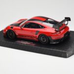 Porsche 911 GT2 RS 991 MR Manthey Racing Nordschleife Rekord Minichamps 1:18 - image 5 of 6
