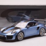 Porsche 911 991.2 GT2 RS Blau GT Spirit 1:18 - image 6 of 6