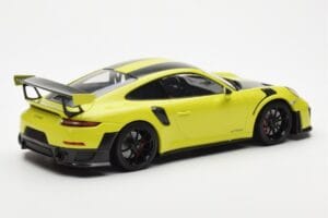 Porsche 911 991.2 GT2 RS Hellgrün Mit Schwarzen Magnesium-Felgen Minichamps 1:18 155068300 Metall – Bild 2 von 6