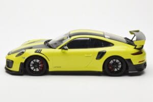 Porsche 911 991.2 GT2 RS Hellgrün Mit Schwarzen Magnesium-Felgen Minichamps 1:18 155068300 Metall – Bild 3 von 6