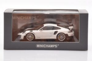Porsche 911 991.2 GT2 RS Weiss Minichamps 1:43 CA04318004 Metall – Bild 4 von 4