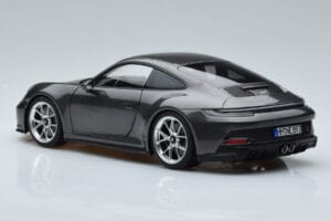 Porsche 911 992 GT3 Touring Package Grau Norev 1:18 187305 Metall – Bild 6 von 7