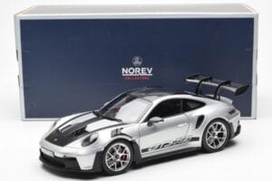 Porsche 911 992 GT3 Weissach Pack GT Silber Metallic Norev 1:18 187366 Metall – Bild 8 von 8