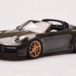 Porsche 911 992 Targa 4S Olivgrün GT Spirit 1:18