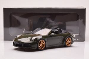 Porsche 911 992 Targa 4S Olivgrün GT Spirit 1:18 GT438 Resin – Bild 6 von 6