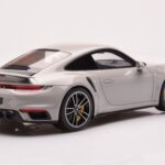 Porsche 911 992 Turbo S Crayon Grau GT Spirit 1:18 - image 2 of 6