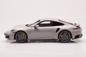 Porsche 911 992 Turbo S Crayon Grau GT Spirit 1:18 GT431 Resin – Bild 3 von 6